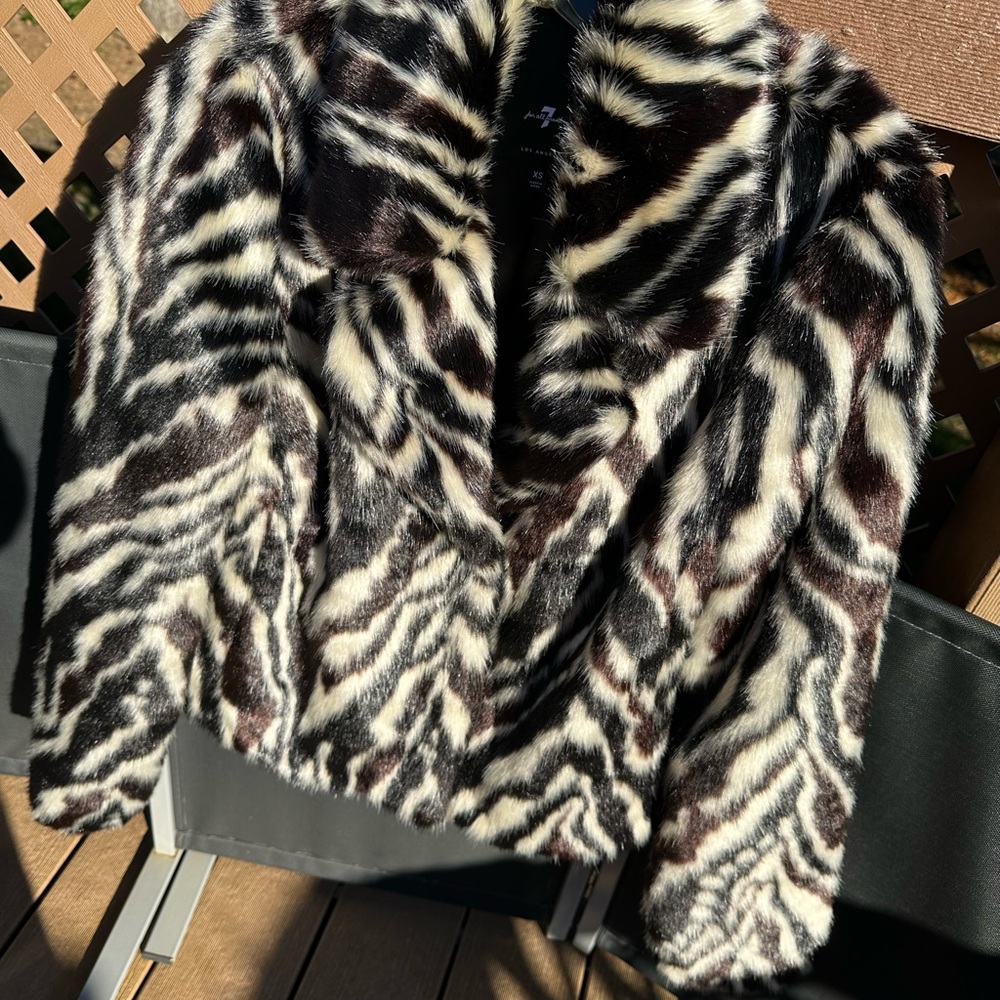 7 For All Mankind Black and White faux Fur-ZEBRA Fabulous fur never worn